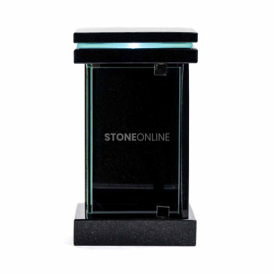 Granit‑Grablaterne LED – modernes Design und Beständigkeit.