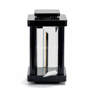 Grablaterne – elegante, wetterfeste Granitlampe.
