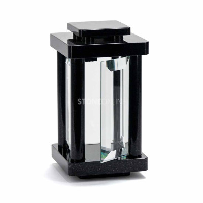 Exklusive Granitlaterne für den Friedhof – elegante Zierde für Grabmal und Grab.