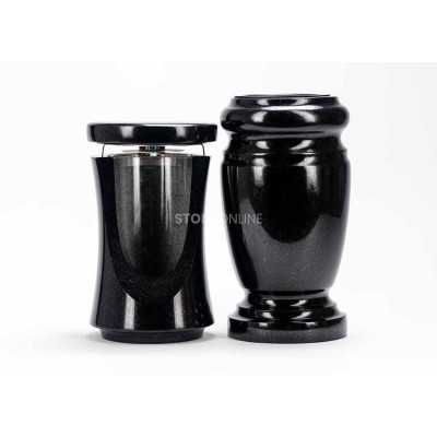 Besonders elegantes Granitset LUNIQUE15 + WELEGANT15 – Zierlaterne und stilvolle Vase für den Friedhof StoneOnline.
