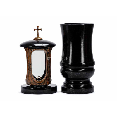 Exklusives Granitset für den Friedhof – Kupferlaterne mit Kreuz und elegante Vase StoneOnline.