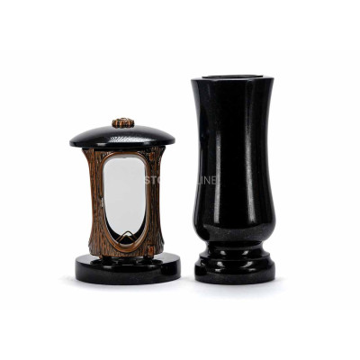 Kupferlaterne LALUMROSETTECOPPER und Vase WSTANDARD12 – elegantes Granit-Set für den Friedhof.