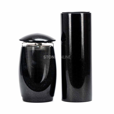Grablaterne LWONDERFUL12MID und schlanke Vase WTUBA11 – elegantes Granitset für den Friedhof.
