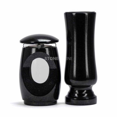 Grablaterne LTIMELESS12MID und Vase WSTANDARD11 – zeitloses Granitset für den Friedhof.