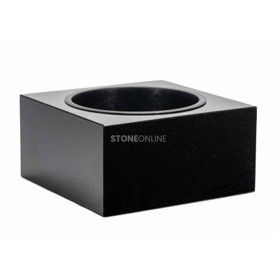 Quadratische Granitschale CUBE MCUBE StoneOnline für den Friedhof – elegante Grabschale aus Naturstein.