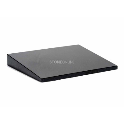 Granit-Grabbuch für den Friedhof SIMPLE – klassische Grabtafel aus Granit.