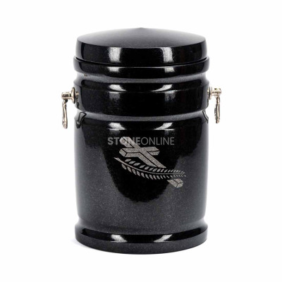 Graniturne UELEGANTV2 StoneOnline – Naturstein-Urne mit eleganter Kreuzgravur.