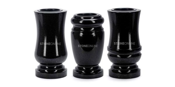 Grabvasen aus Granit &mdash; StoneOnline