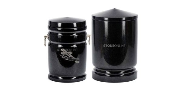 Urnen aus Granit &mdash; StoneOnline